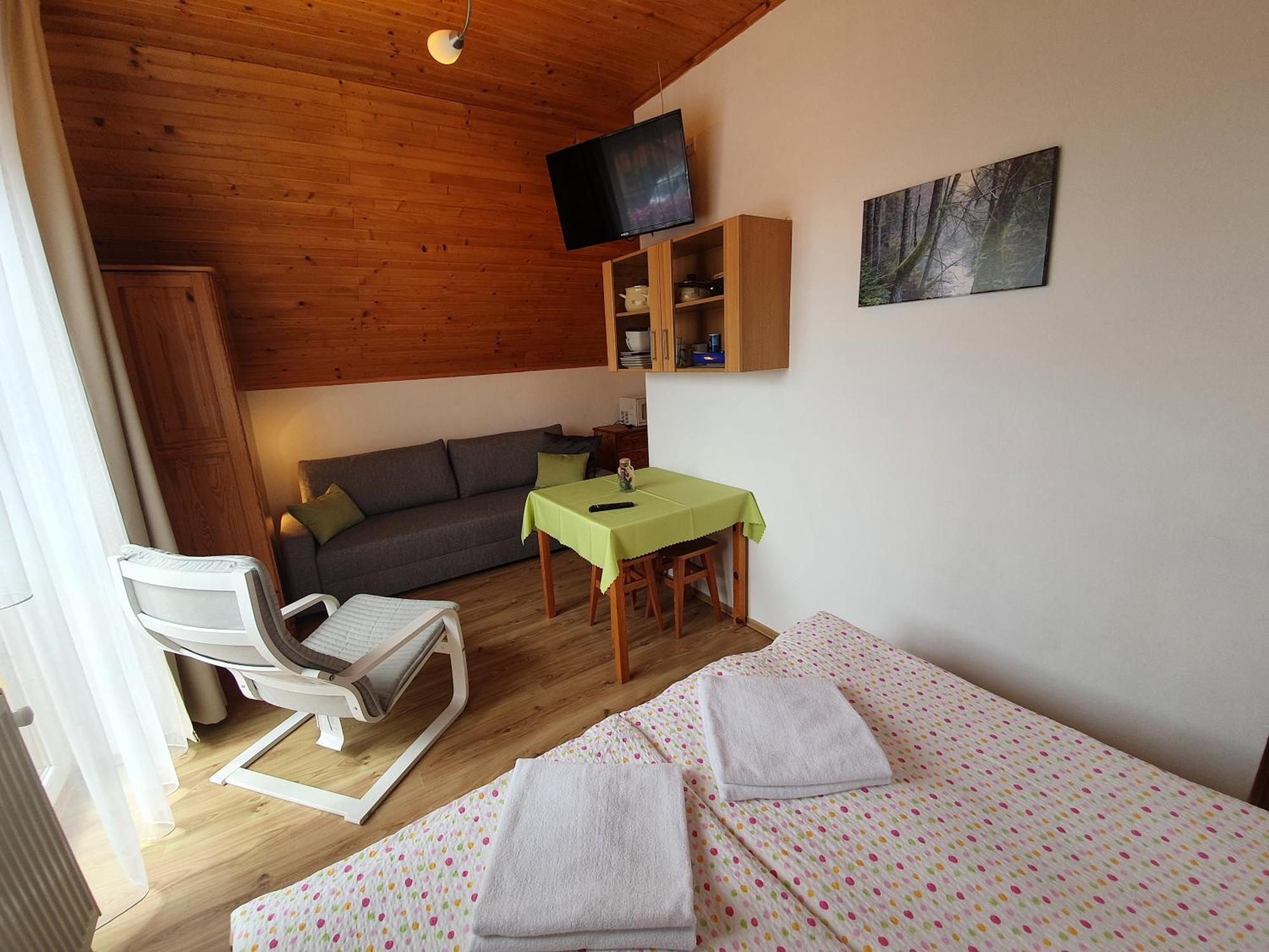 Ferienwohnung Zlty Dom Vrbov Exterior foto