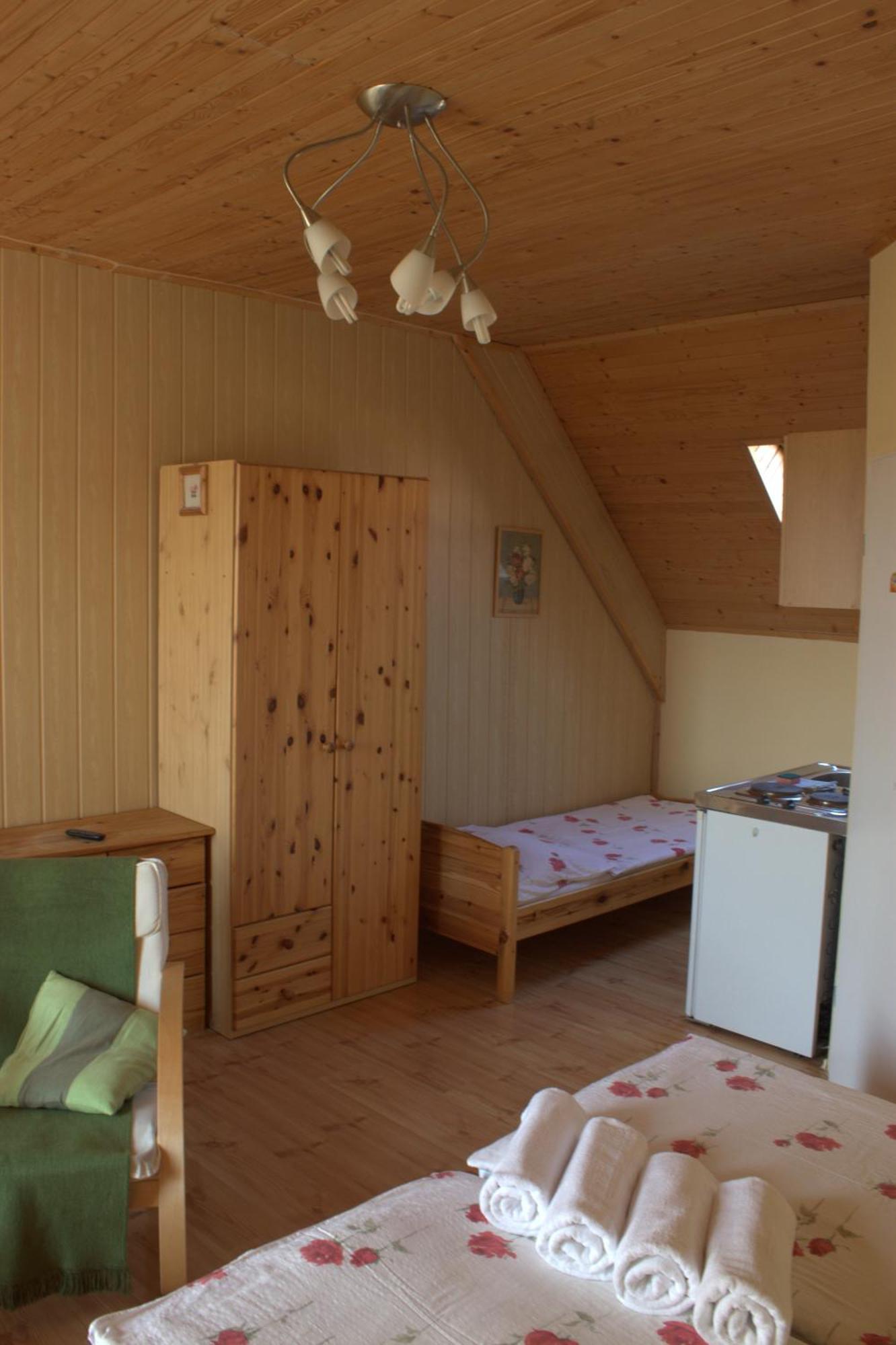 Ferienwohnung Zlty Dom Vrbov Zimmer foto